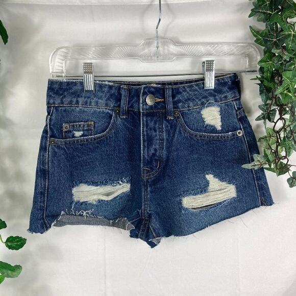 Amuse Society Raw hem distressed jean shorts - Picture 1 of 4
